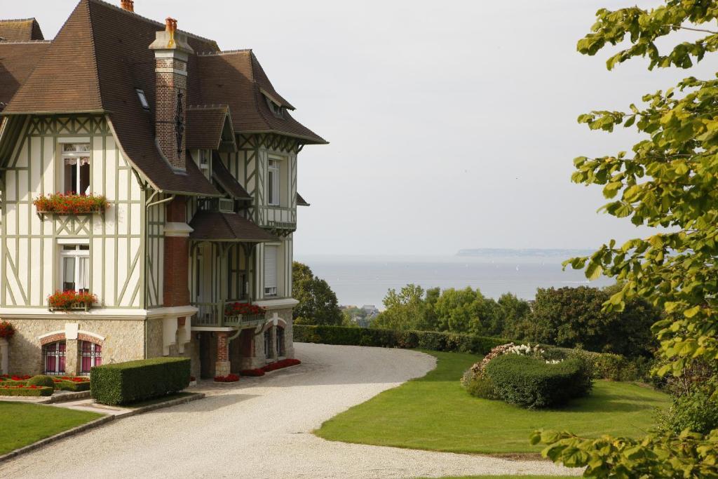 Bed and Breakfast Manoir De Benerville Deauville Exteriér fotografie